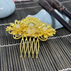 Golden Blossom Radiance Haircomb